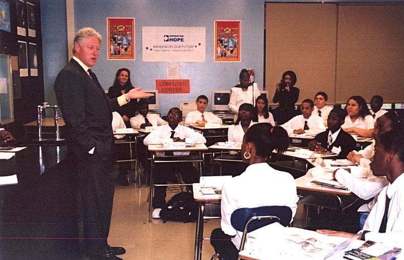 Clinton BOOF NY - Clinton Speaking with Kids