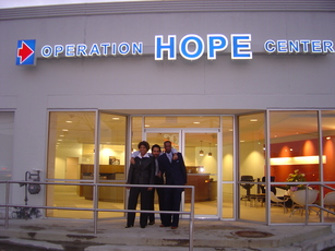 Staff_at_the_dc_hope_center