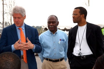 President Bill Clinton, Fred D. Smith and John Hope Bryant in Gulfport, Mississippi